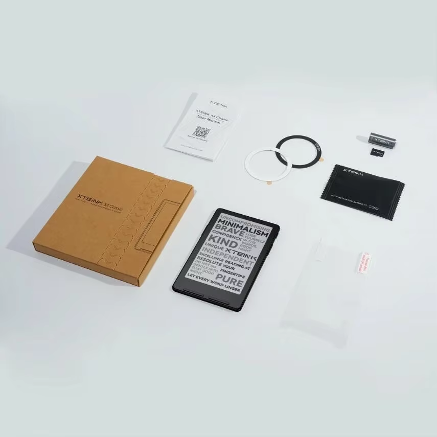 XTEINK X4 Classic e-reader and accessories arranged beside packaging